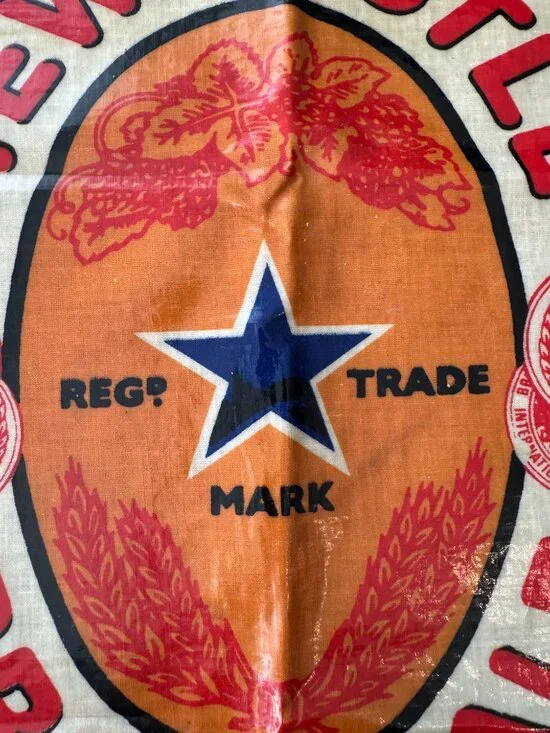 VINTAGE 80S MADE IN ENGLAND NEW CASTLE BROWN ALE APRON SARI FABRICS PREOWNED - Picture 8 of 16